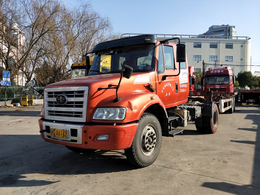 出售沪牌2014年6月解放安捷 - 上海泓达二手集卡车交易中心